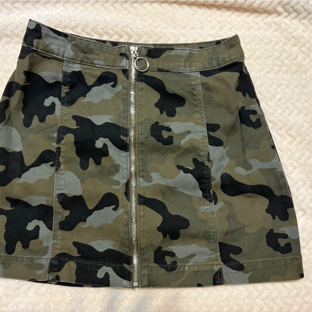 Divided Green and Black Camouflage Mini Skirt